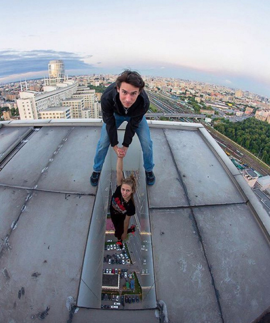 Vrouw maakt gevaarlijkste selfies ter wereld