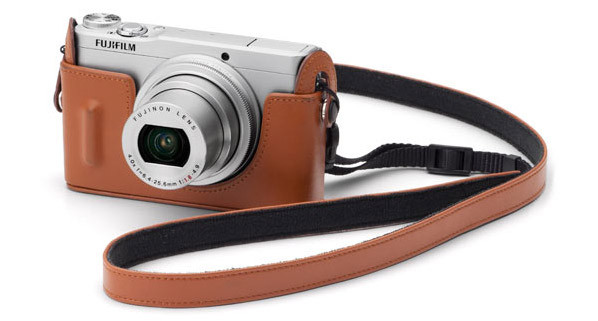 Fujifilm XQ1 Halfcase