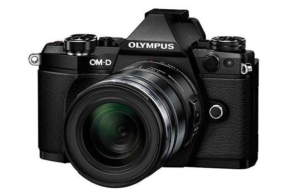 Olympus OM-D E-M5 II side