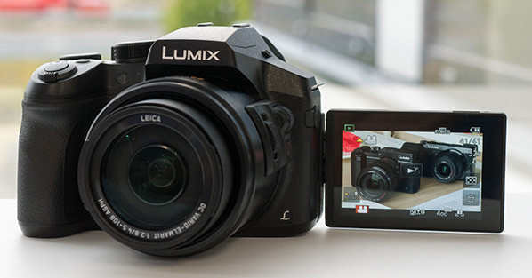 Panasonic Lumix FZ300 display