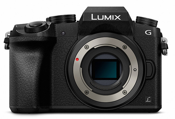 Panasonic G7 front