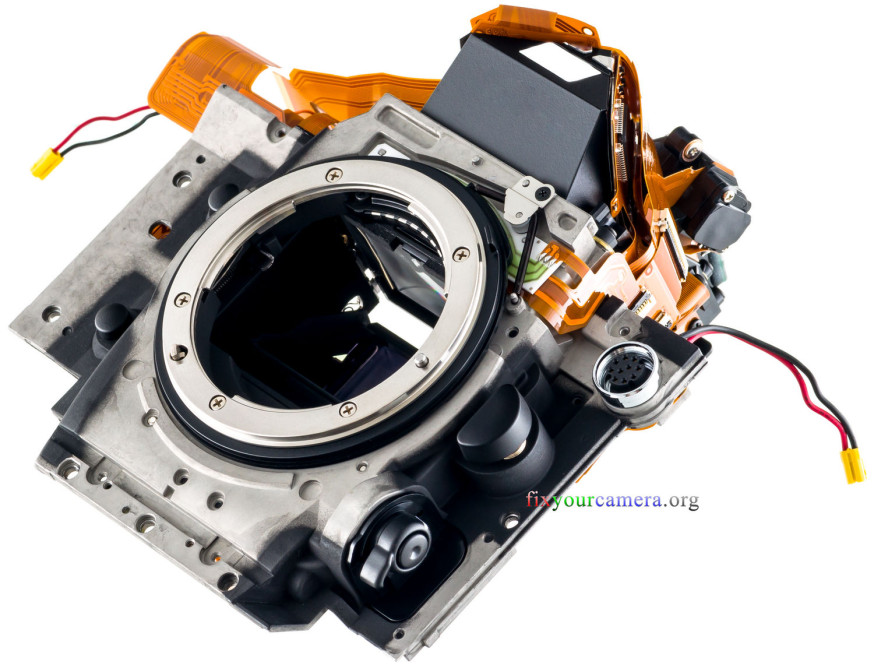 Nikon D4 teardown