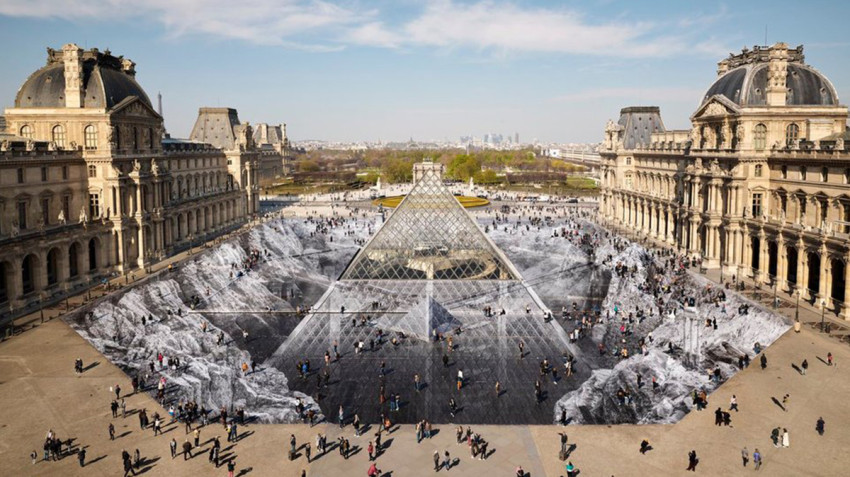 Nieuw kunstwerk bij Louvre al na enkele uren vernield