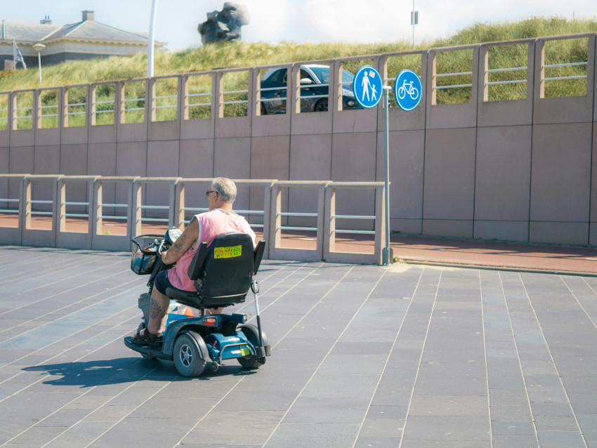 Scootermobiel en scooter auto zonder rijbewijs